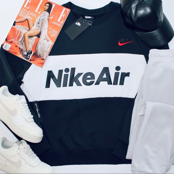 NIKE Air Black and White Crewneck Sweater - Picture 1 of 3